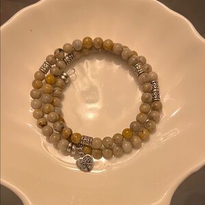 Hand Crafted Yellow and Cream Beaded Bracelet